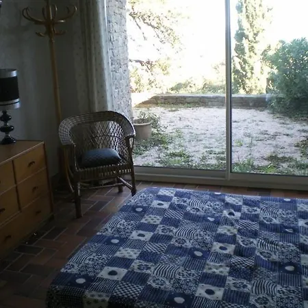 Apartment Gaou Benat *